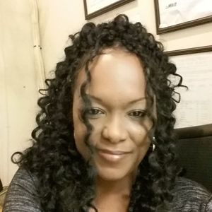 Meet your Posher, Keisha